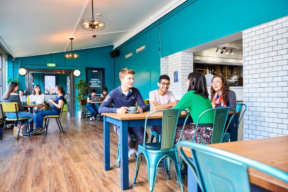 Students in Kingsgate Bar