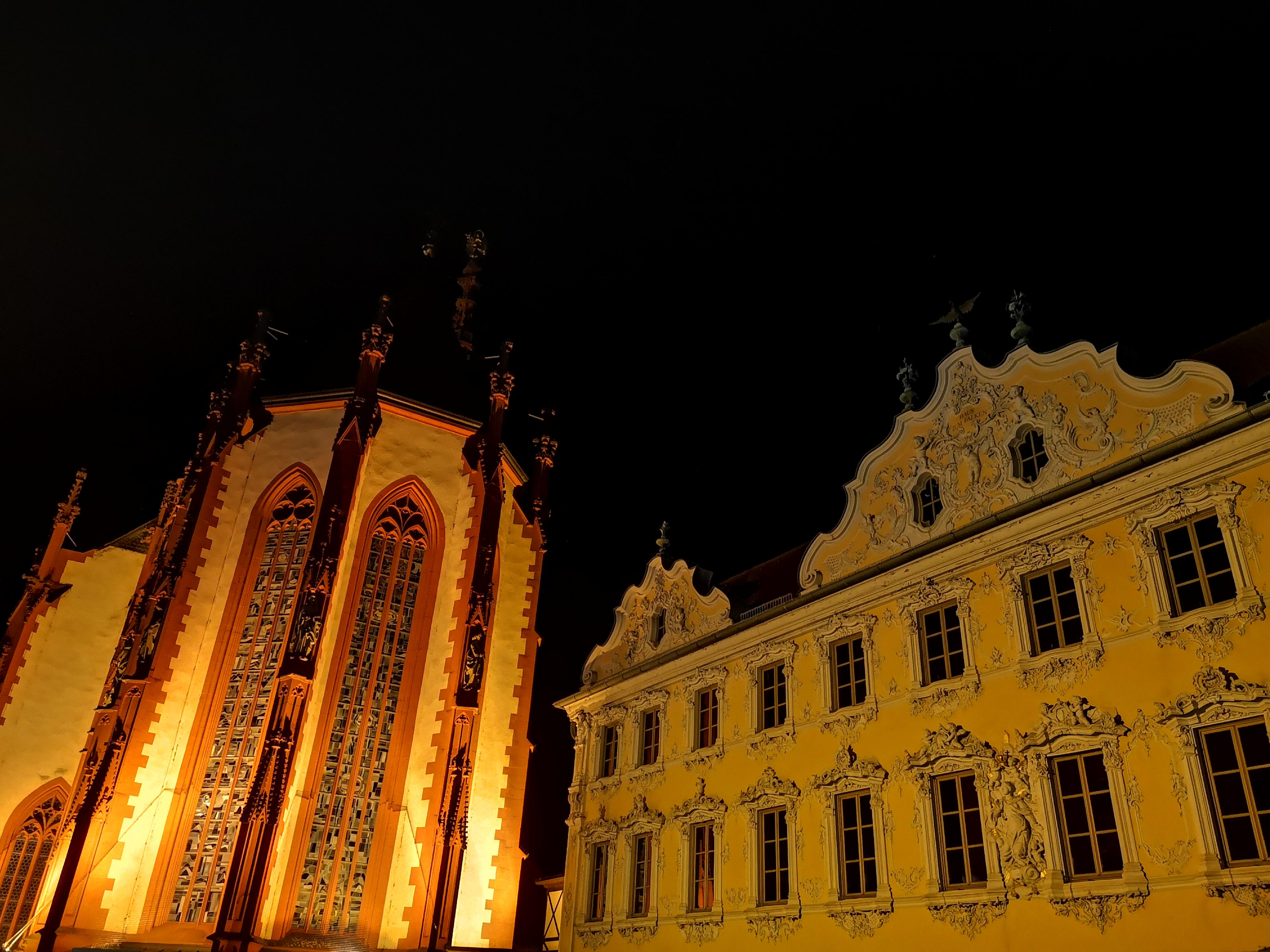Wurzburg cathedral at night